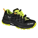 Baby im Freien Salewa  JR WILDFIRE WP