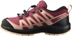 Baby im Freien Salomon  J XA Pro V8 CSWP Earth Red