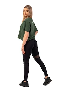 Damen T-Shirt Nebbia  Organic Cotton Loose Fit “The Minimalist” Crop Top 417 dark green M/L