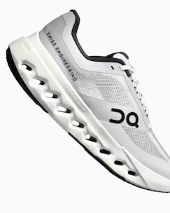 Herren Laufschuhe On Cloudsurfer Next Glacier/White