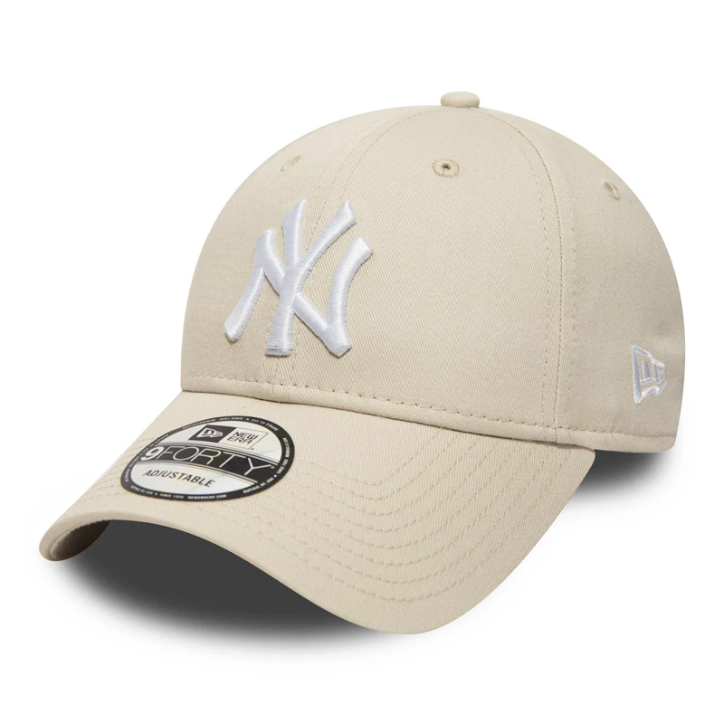 9Forty League Essential MLB New York Yankees