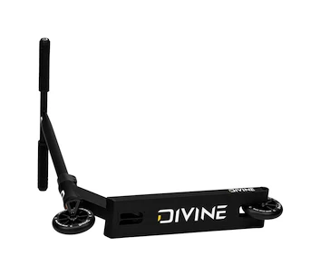 Scooter Divine  Street Nyx XS Black